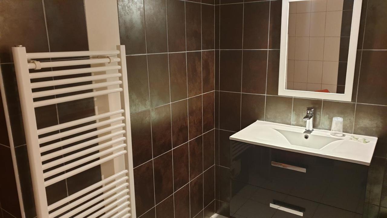 Chambres D'Hotes Des Trouilles Lafrancaise Luaran gambar